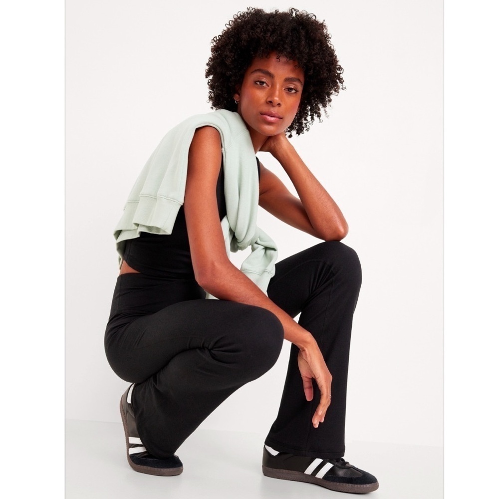 NWT Old Navy Extra High-Waisted CloudComfy Boot-Cut Leggings Black Jack Size SP - Picture 15 of 15